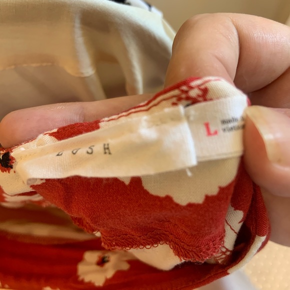 Flared Poppy Patterned Pants - Picture 4 of 9